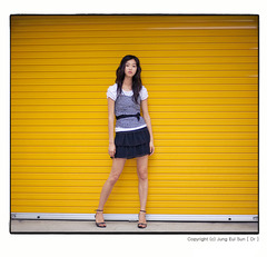 girls on yellow