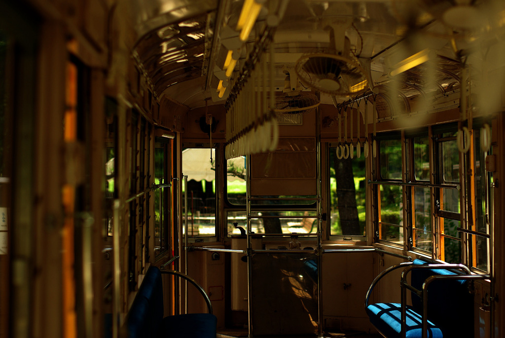 発車します。