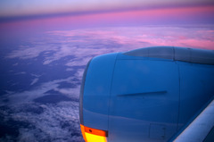 シベリア上空の夜明け