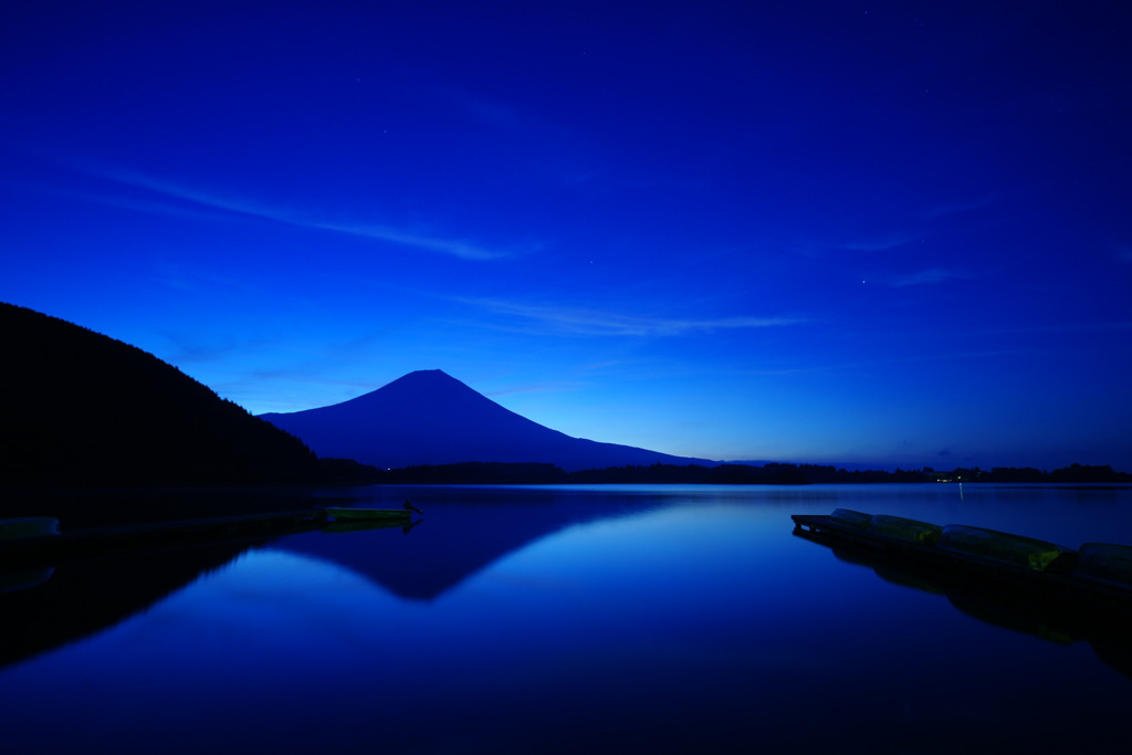 夜明け前
