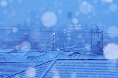 街にも雪