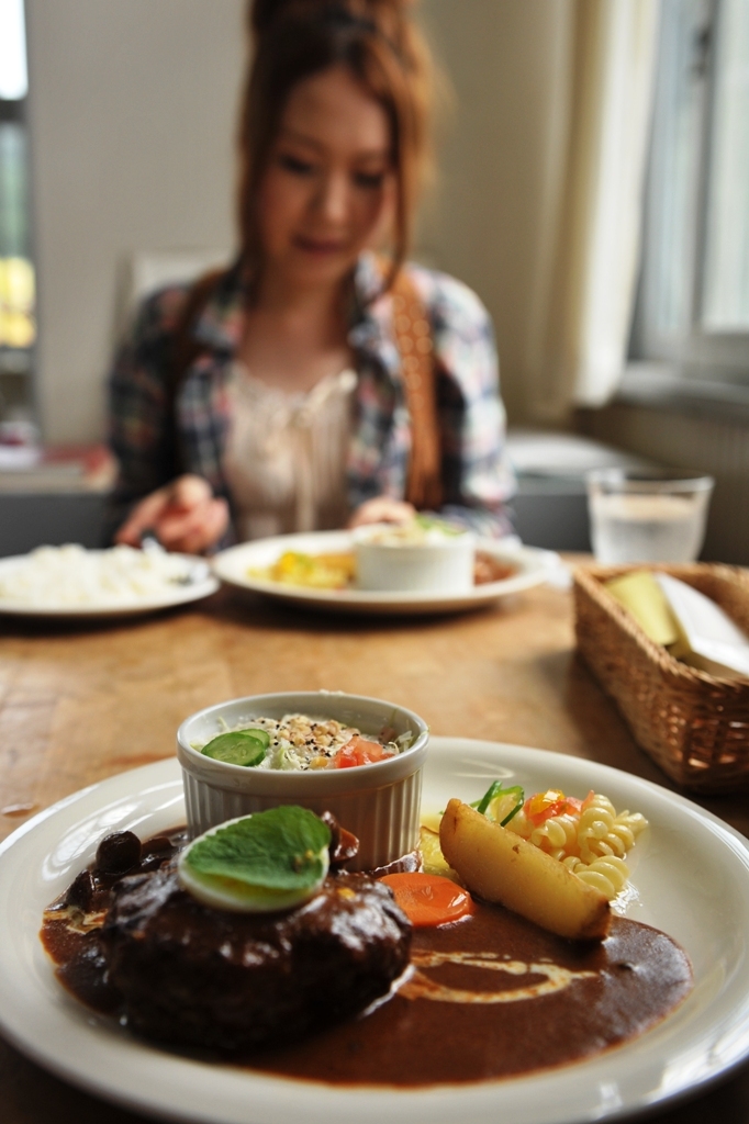 カフェボヌールの熊野牛ハンバーグIZA_5043