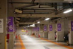 「Ｆ」の列