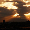 今日の夕空は大き目な天使の梯子