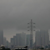 東京都庁は雲の中