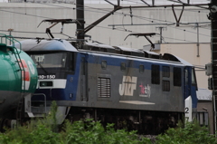 豪雨の中の桃太郎