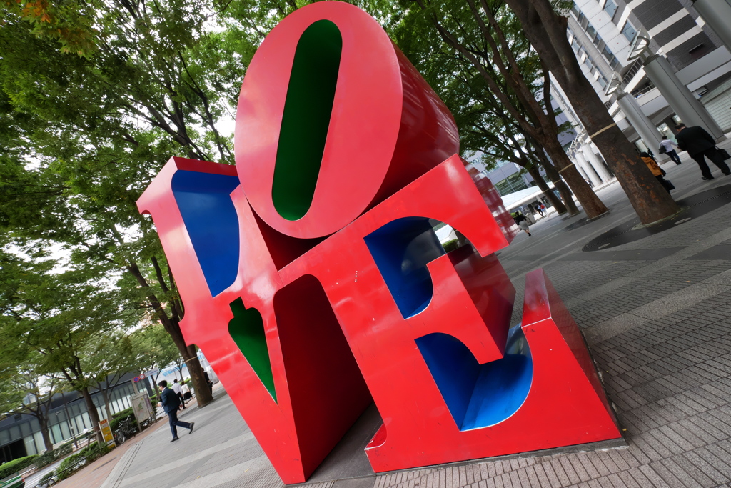 朝の新宿LOVE