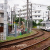 幸運の招き猫電車が来る