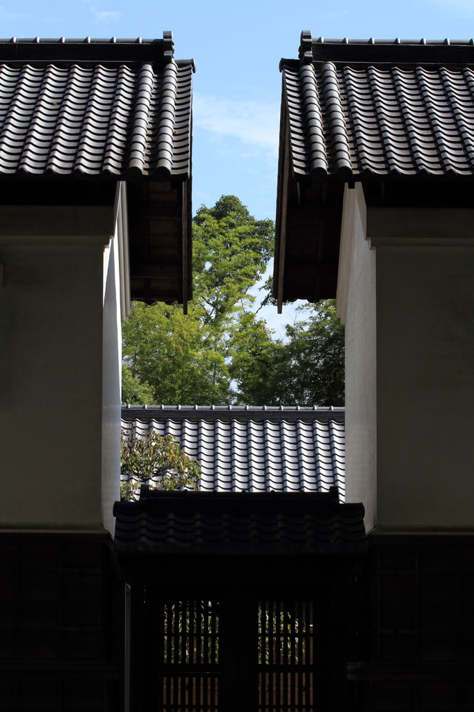 土蔵の隙間