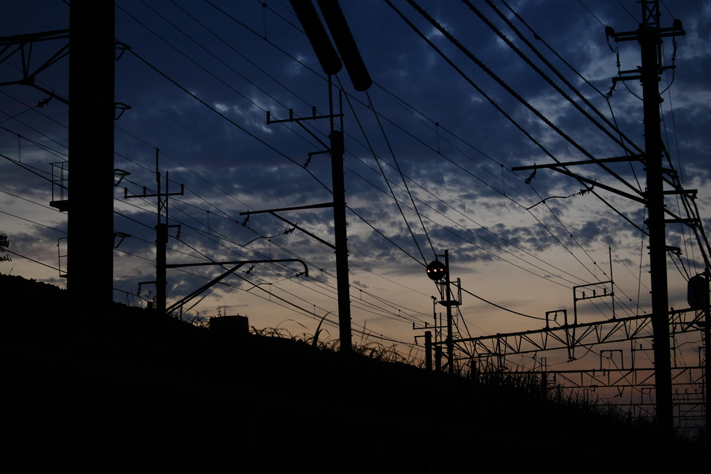 夕焼けも鎮まり、宵の入口へ・・・