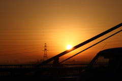 朝の斜張橋