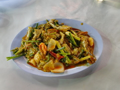 プーパッポンカリーは食べとかないとね