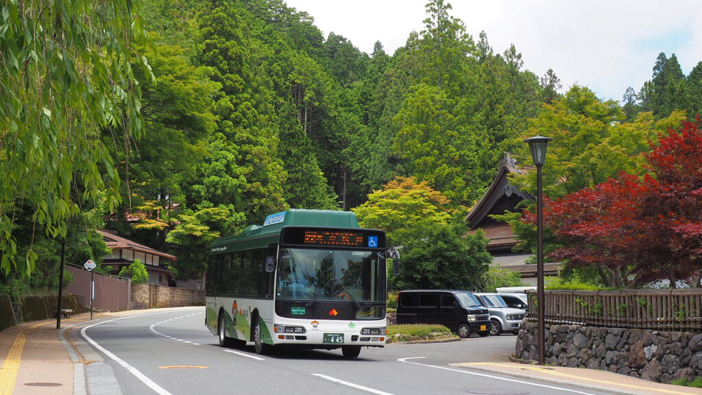 山内バス