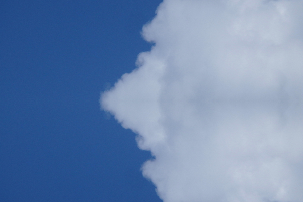 雲の横顔