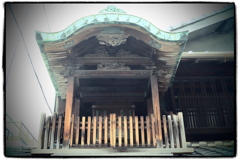 屋根神様