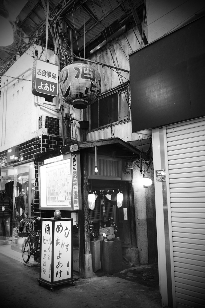 市場の地蔵尊