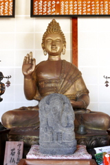 釈迦如来・アンコールワット石仏