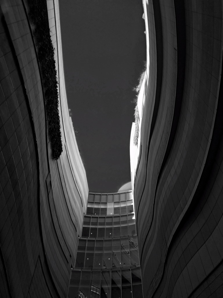 なんばパークス