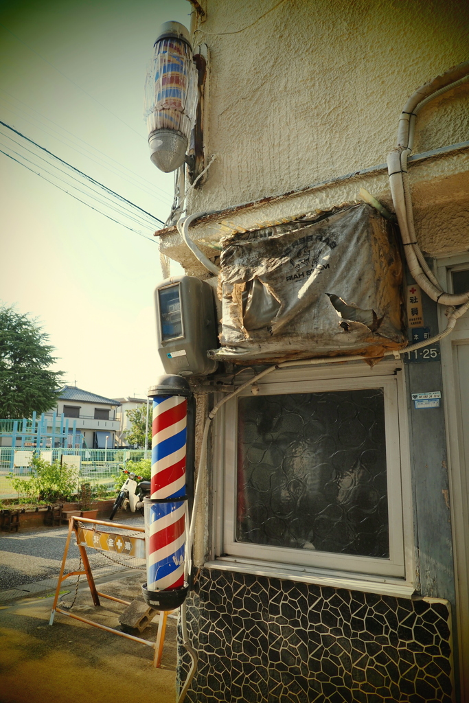 理髪店 ２