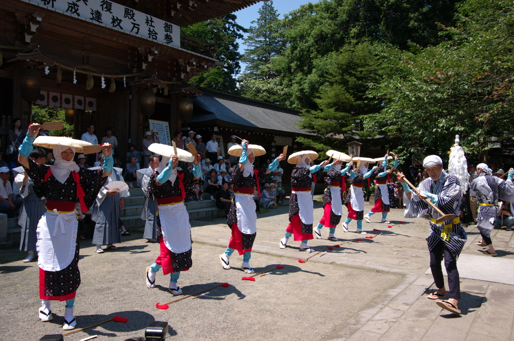 奉納の舞い