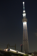 スカイツリーとスペーシア