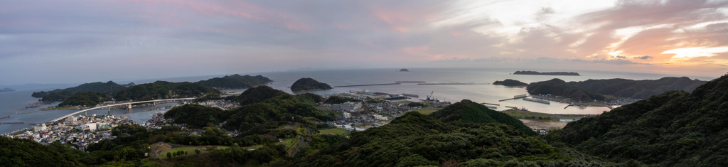 牛深遠見山桜木展望所