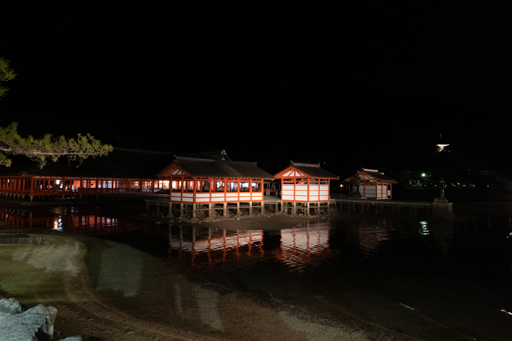 安芸の宮島　厳島神社
