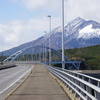 雪化粧の桜島 ー牛根大橋とー