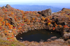 御池の紅葉