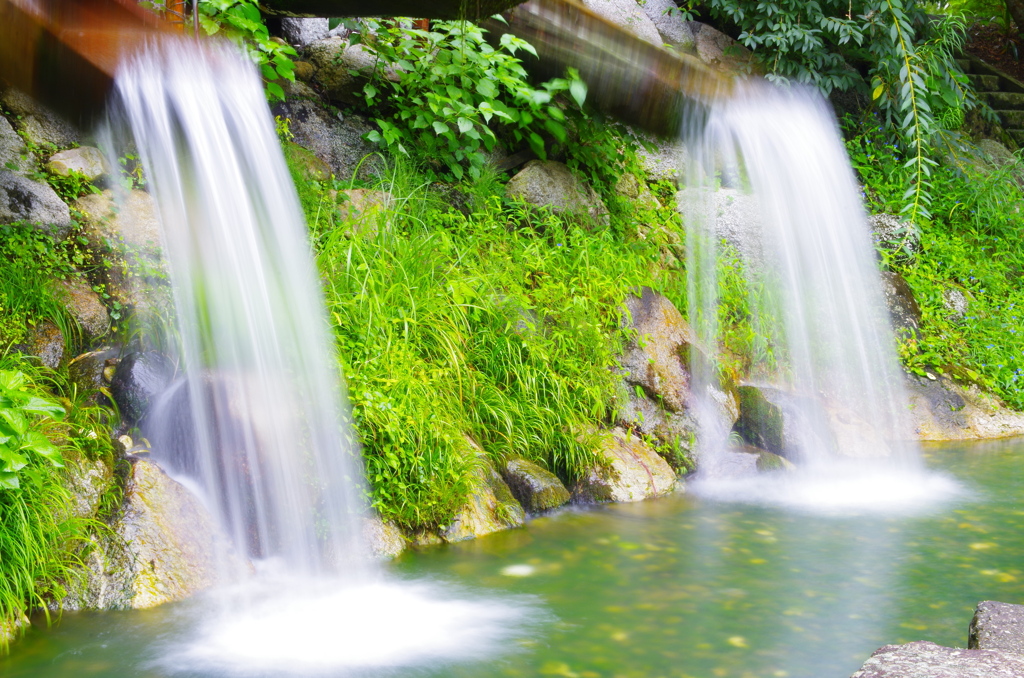 石つき場の水
