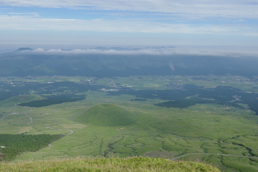 朝の外輪山