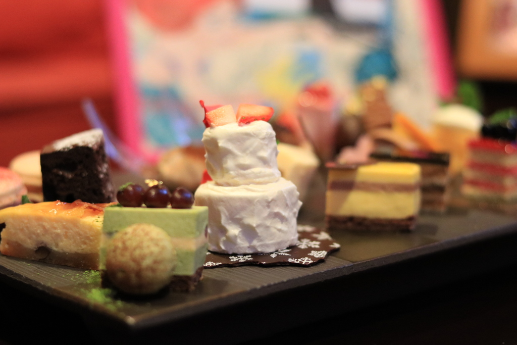 デザートビュッフェ