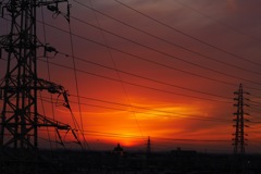 夕焼雲と鉄塔と。