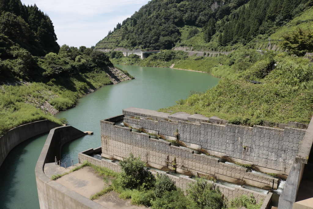 浄土寺川貯砂ダムより