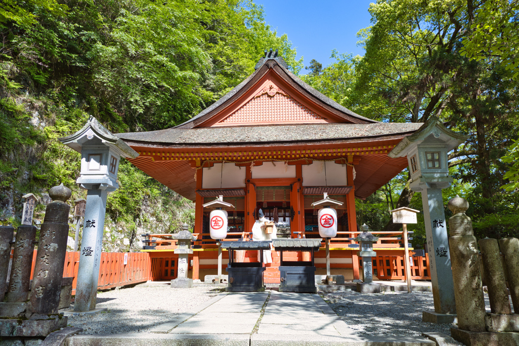 厳魂神社（奥社）