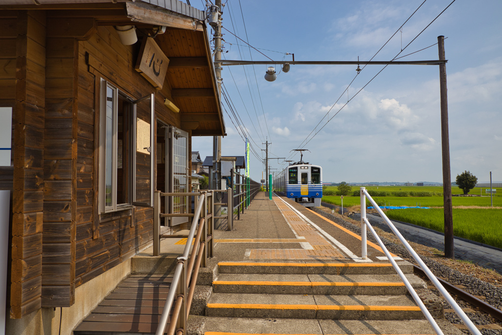 下兵庫こうふく駅