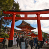 伏見稲荷 神幸道からの桜門