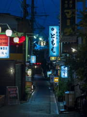 ある晩の飲み屋街