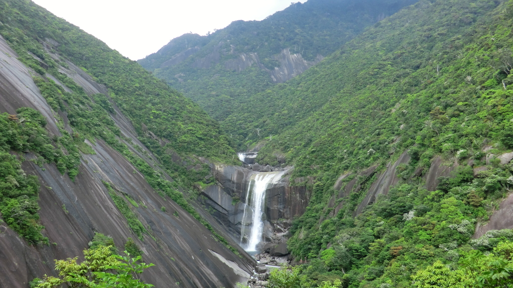 鹿児島県熊毛郡屋久島町