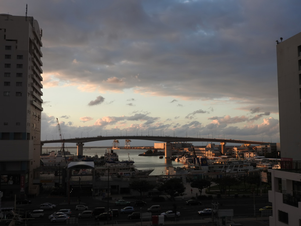 沖縄県那覇市