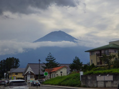 山梨県南都留郡富士河口湖町