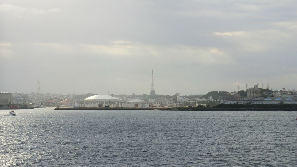 沖縄県那覇市前島