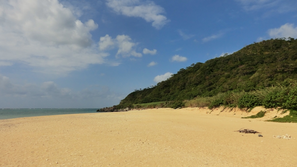 沖縄県島尻郡久米島町儀間