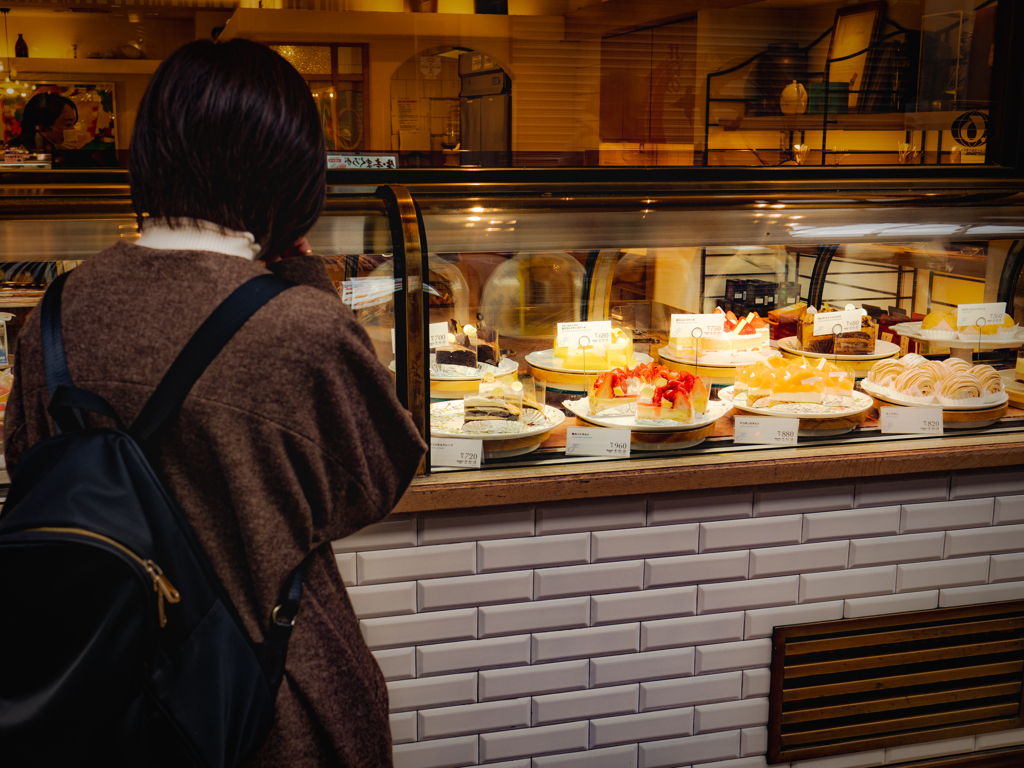 パンがなければケーキを食べればいいじゃない
