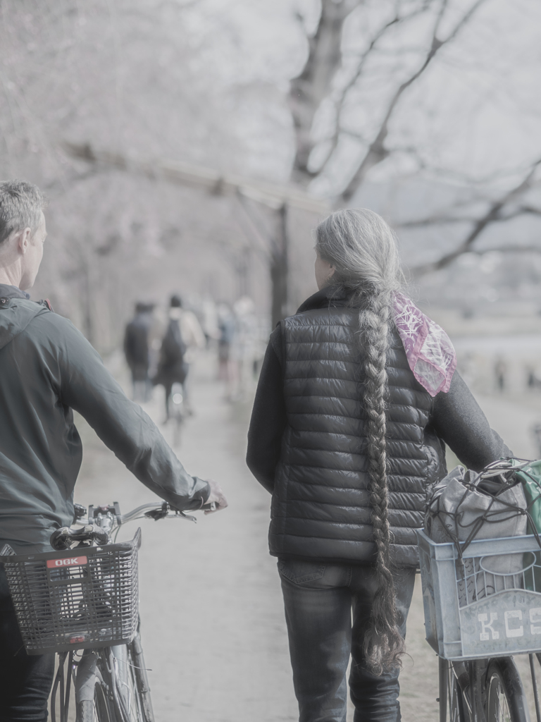 髪の長い異邦人