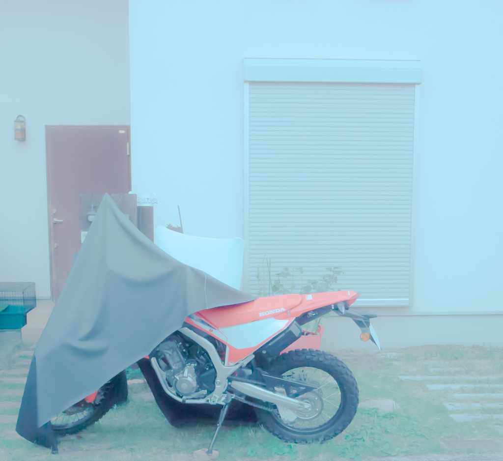 ホンダの赤いオフロード