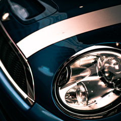 車もバイクも丸目が好み