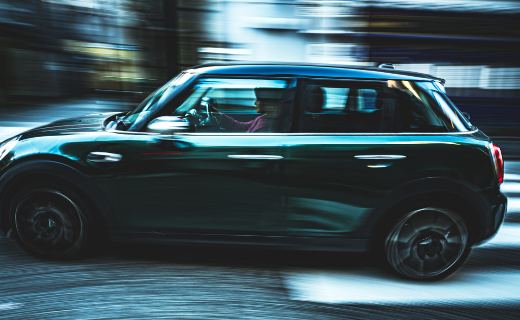 通りすがりのミニクーパー