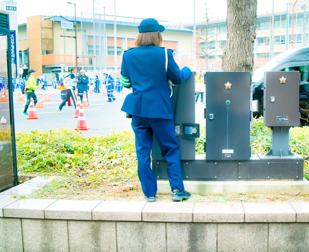 婦警 信号を操る婦警さん by Sjr （ID：8471300） - 写真共有サイト:PHOTOHITO