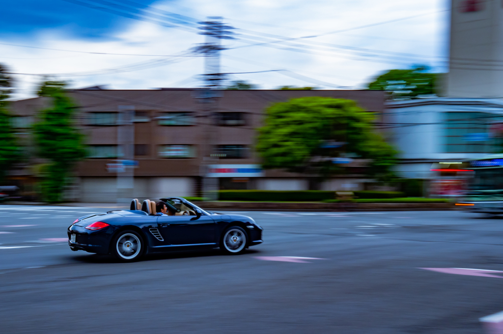 オープンなカー